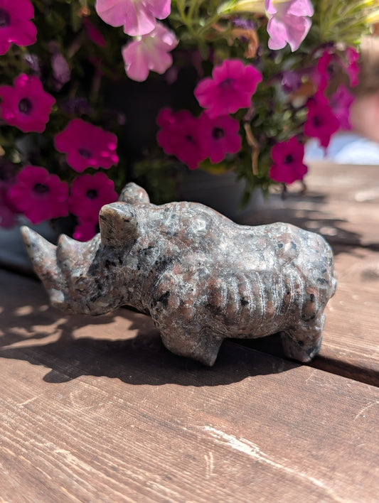Yooperlite Rhino Carving